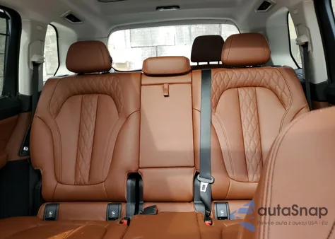 2024 BMW X7 xDrive40I z USA, uszkodzony, nr VIN 5UX23EM02R9S50015